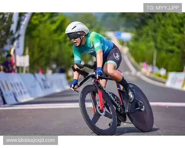 青少年足球运动员冲刺次数阈值测定及耐力训练策略