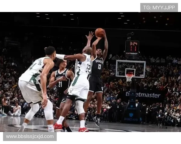 1月19日篮网对决雄鹿全场比赛精彩回放与焦点解析高光瞬间与战术复盘 1月19日篮网对决雄鹿全场比赛精彩回放与焦点解析高光瞬间与战术复盘