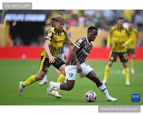 多特蒙德即将签下17岁巴西边卫普拉特斯交易总额达1200万欧元